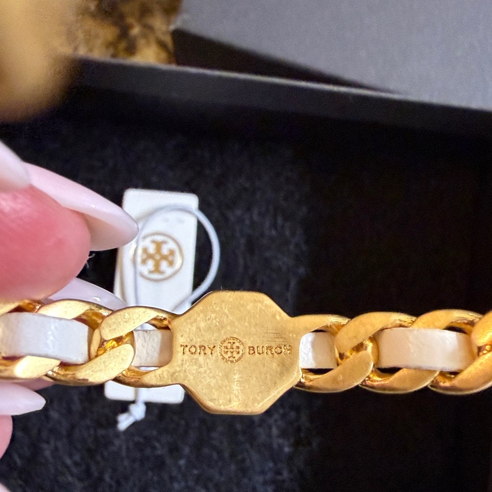 Tory Burch Gold and White leather cuff Bracelet - Picture 2 of 4